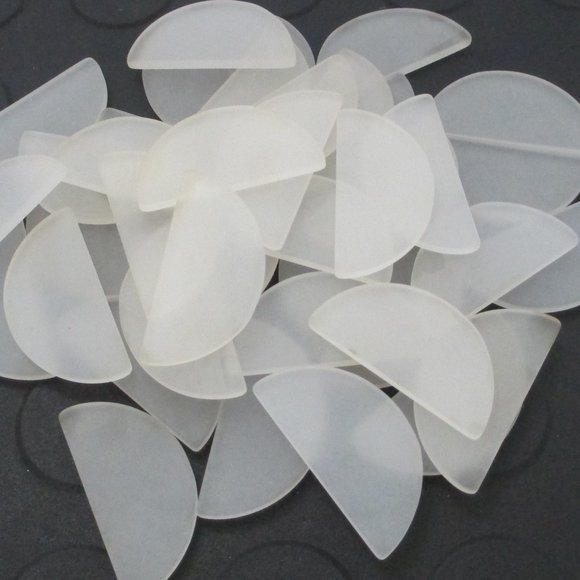 PRE-CUT ACRYLIC SHAPES FOR JEWELRY & CRAFTS. - Picture 1 of 4